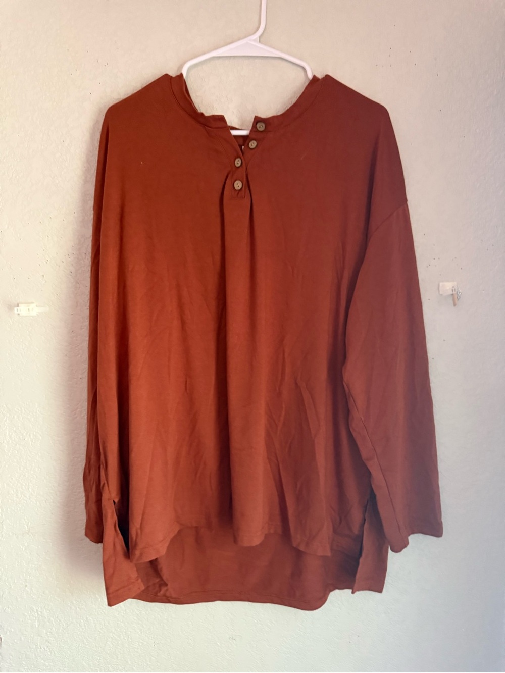 Plus Size XXL Rust Brown Long Sleeve Henley Tunic Top Wooden Buttons